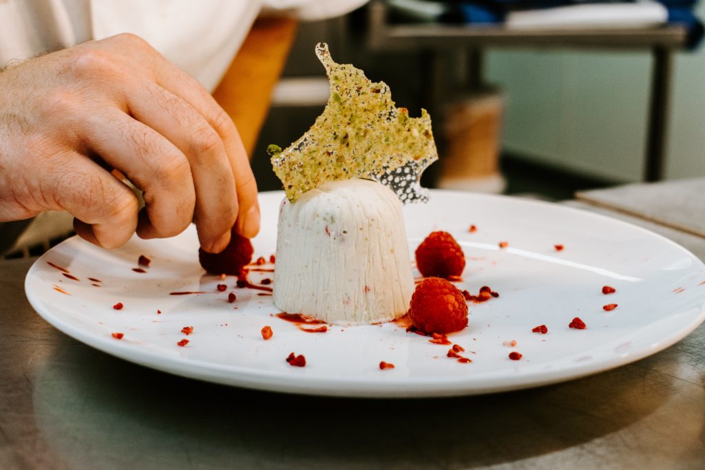 Déjeuner dîner meilleurs restaurants et tables d'hôte de la région
